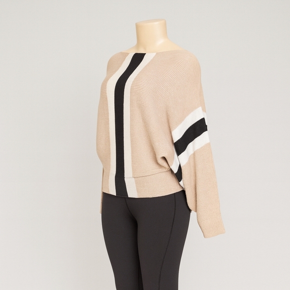 Gab­erly Beige Knit Sweater with Black & White Stripes – Size Medium - Picture 4 of 6